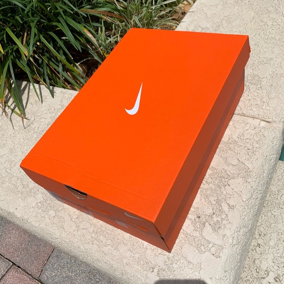 Nike air zoom pegasus 34 • BRAND NEW • NEVER WORN• - Picture 11 of 11